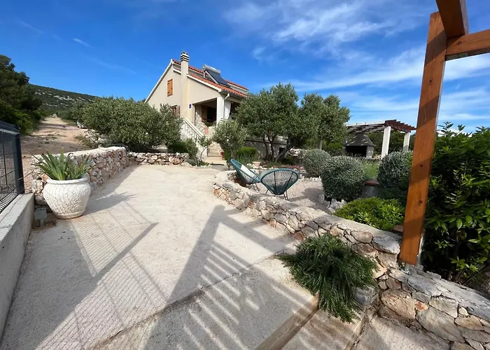 Modernes Robinson In Dobropoljana By Interhome Vikendica Dobropoljana