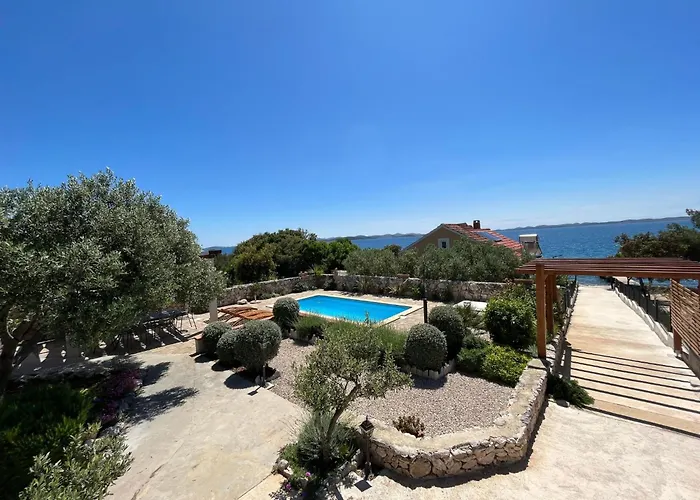 Modernes Robinson In Dobropoljana By Interhome Vikendica *