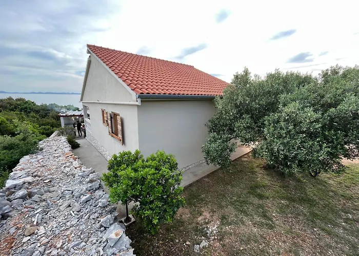 Modernes Robinson In Dobropoljana By Interhome * Dobropoljana