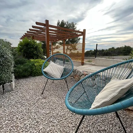 Modernes Robinson In By Interhome Дом отдыха Dobropoljana